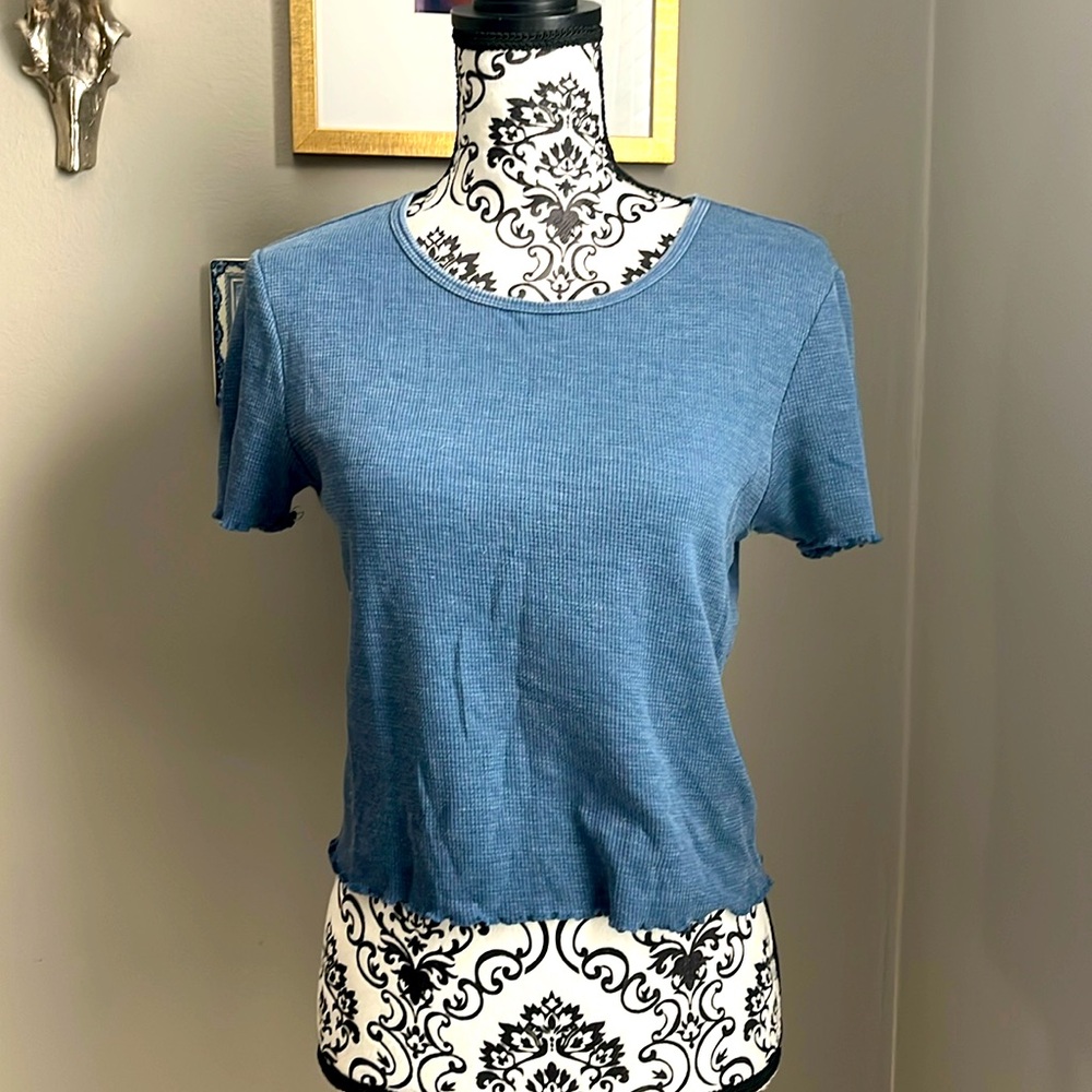 American Eagle outfitters short sleeve textured t-shirt